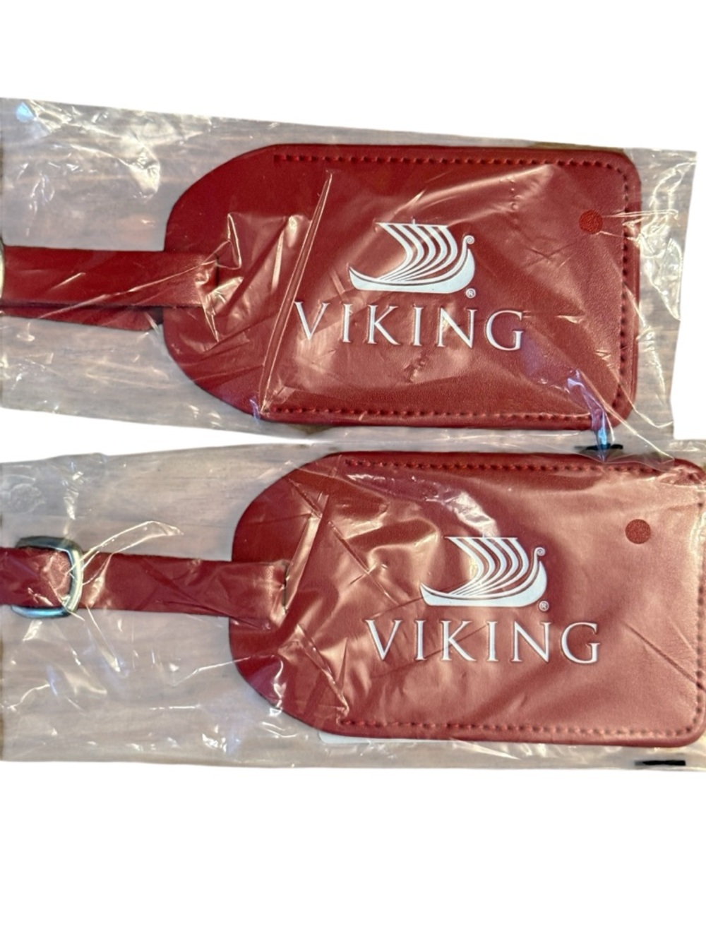 Viking Red Leather Luggage Tag Set - Picture 6 of 7